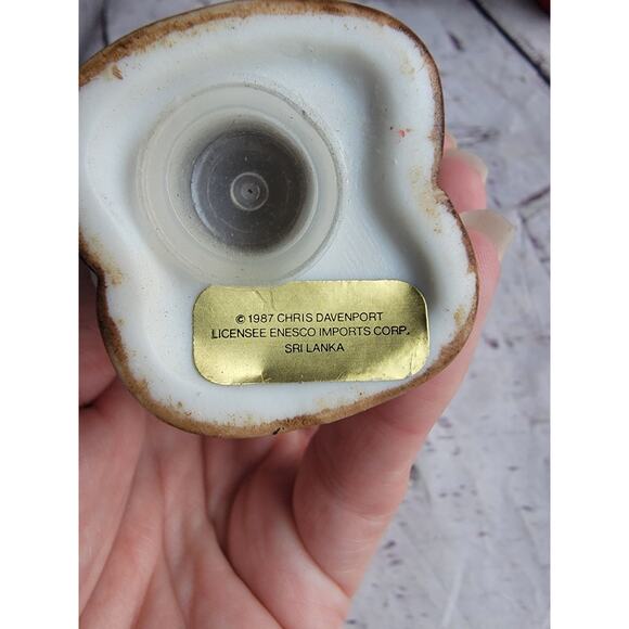 1987 Enesco Chris Davenport Santa Mrs Clause Salt & Pepper Holding S & P Letter - Picture 10 of 11